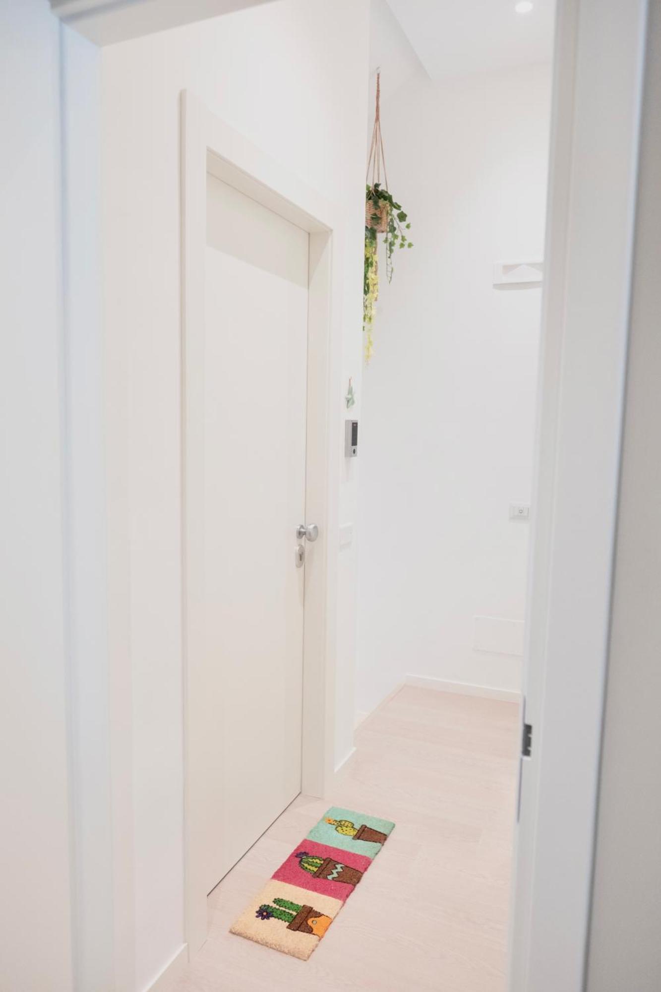 18Zero2 Luxury Rooms Bari Exteriör bild